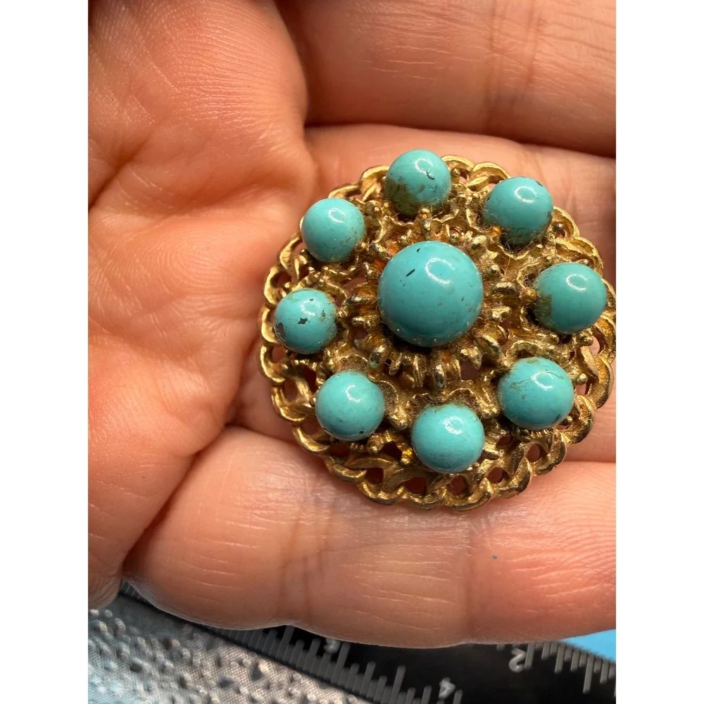 Vintage‎ Kramer of New York Faux Turquoise Gold Tone Filigree Clip On Earrings